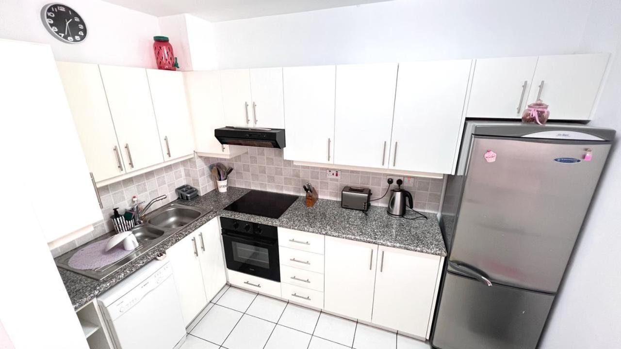Anthea Gardens - Cosy Condo Paphos ภายนอก รูปภาพ
